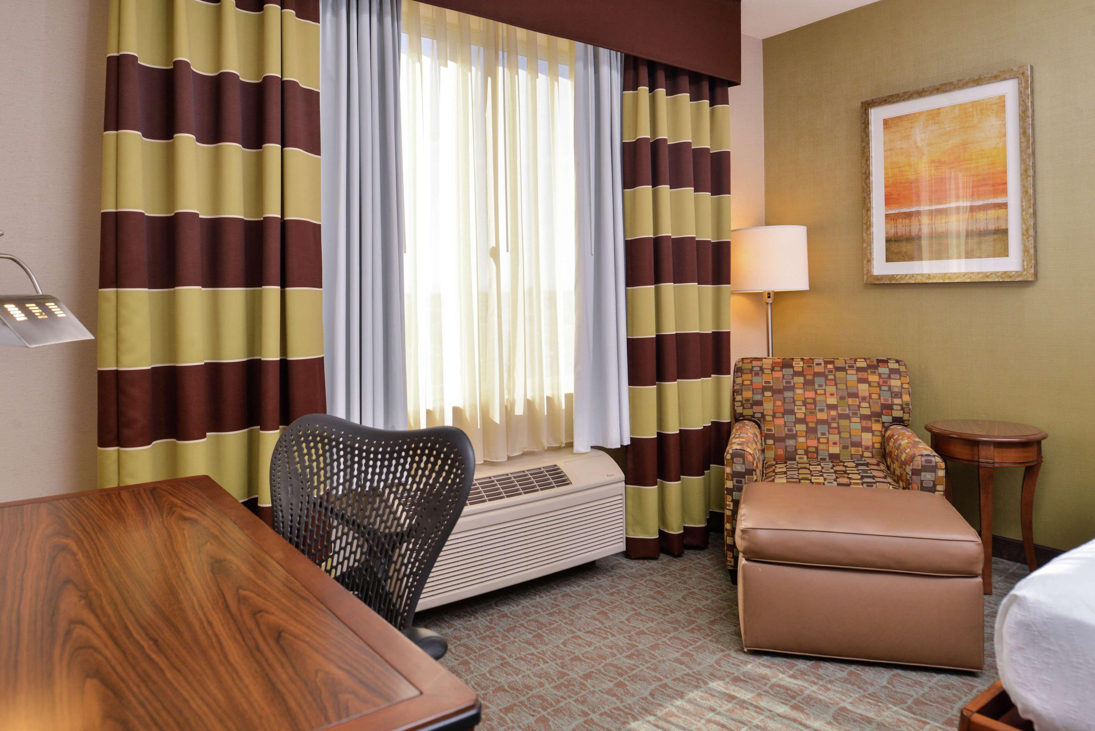 Hilton Garden Inn Boise Spectrum Bagian luar foto