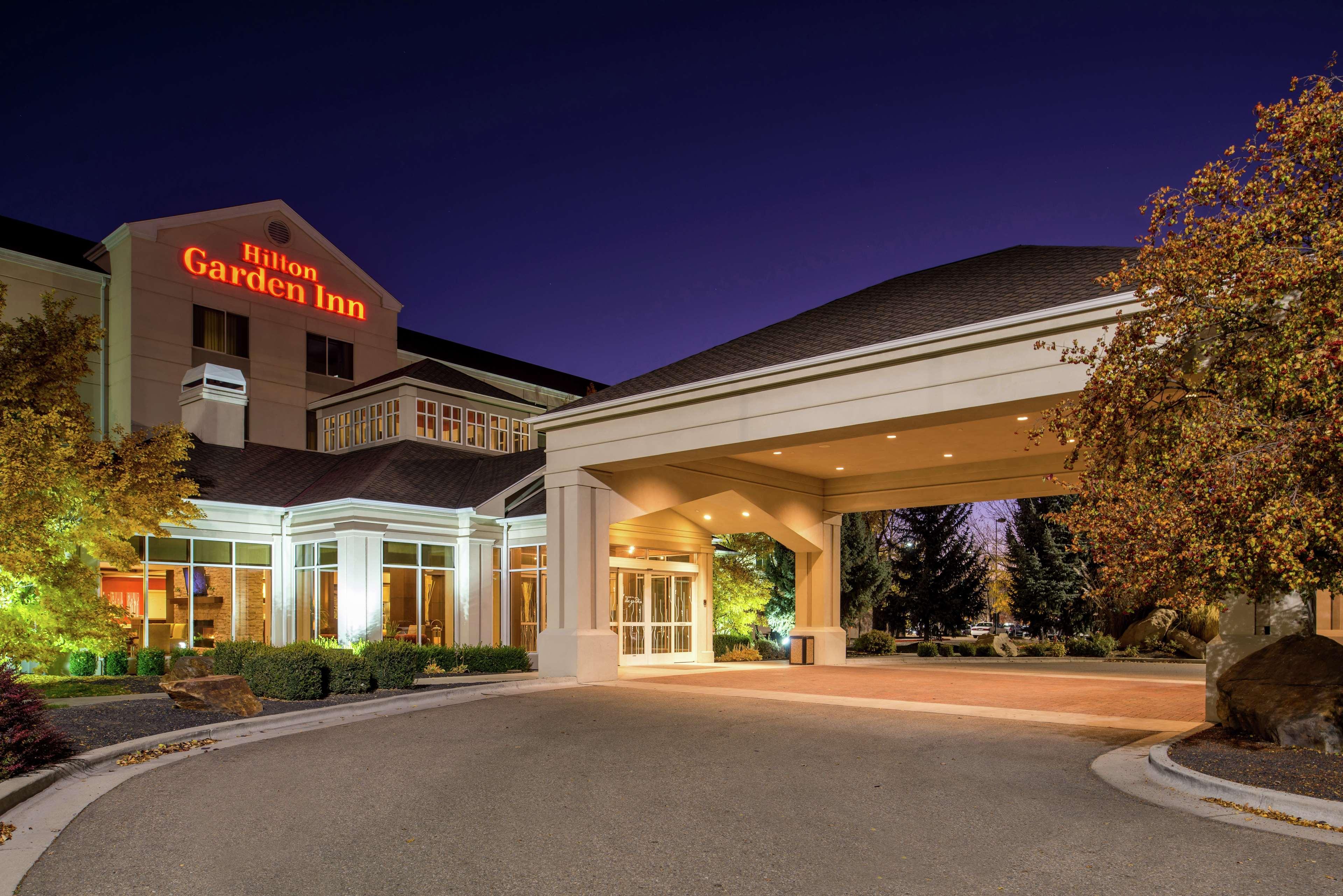 Hilton Garden Inn Boise Spectrum Bagian luar foto