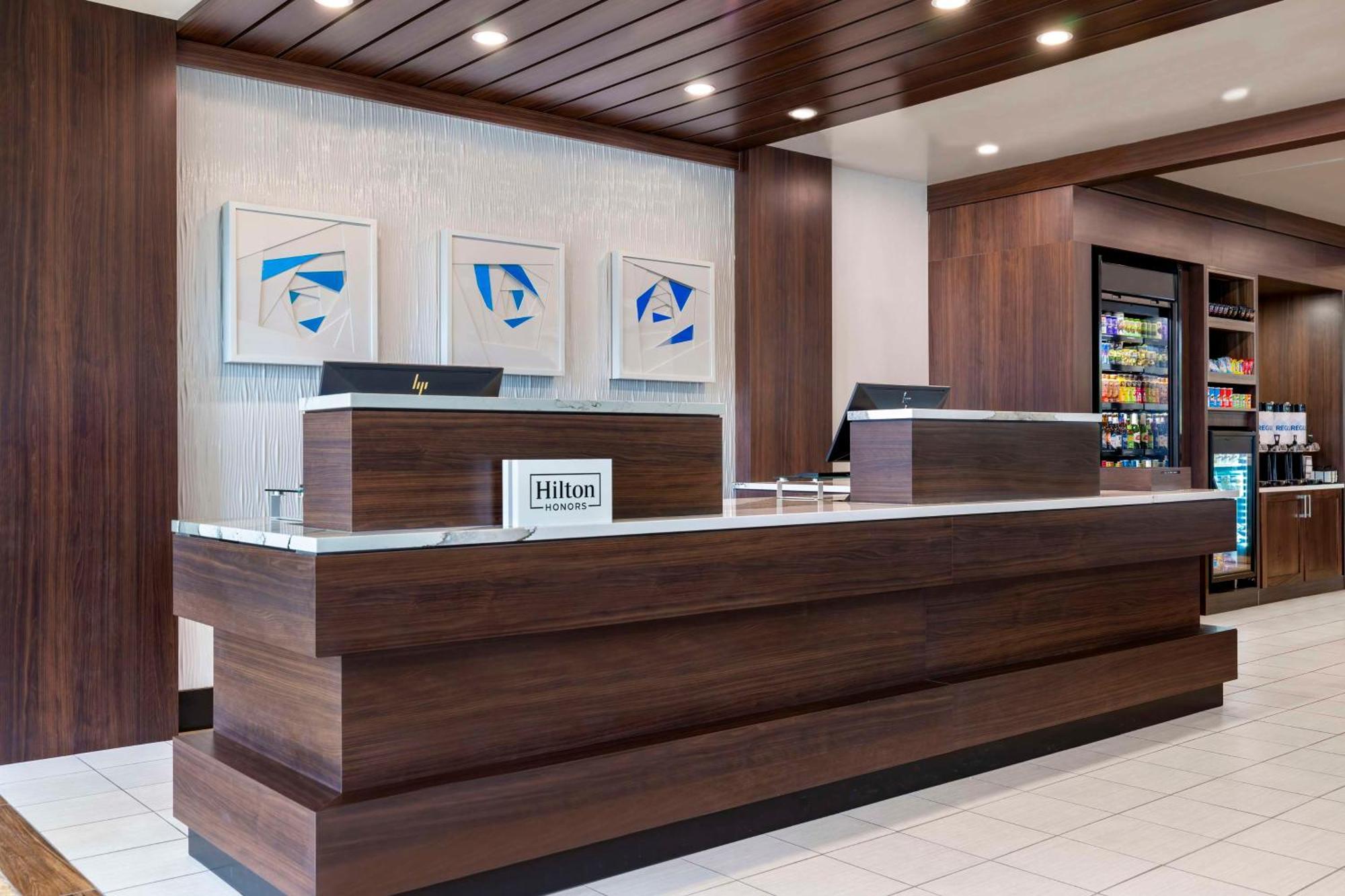 Hilton Garden Inn Boise Spectrum Bagian luar foto